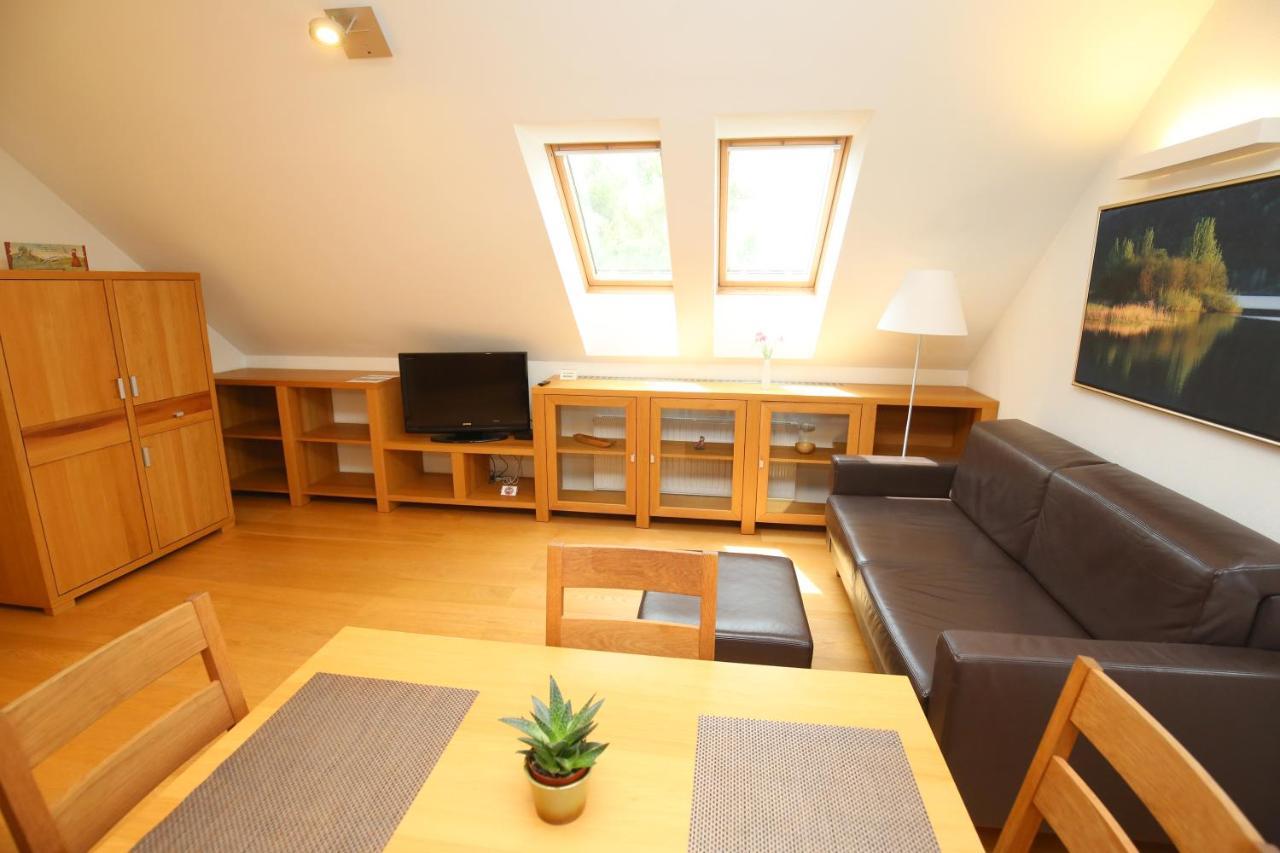 Apartments Vrdjan Cerknica Kültér fotó